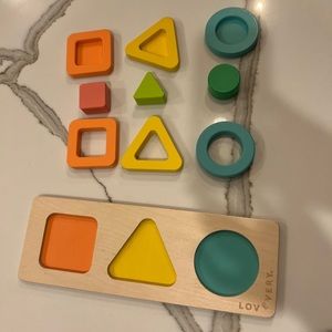 LOVEVERY Educational toys. New condition.